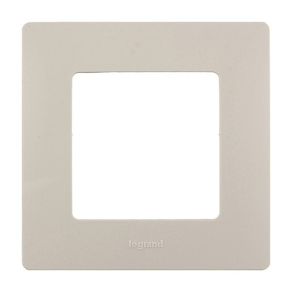 Рамка Legrand Etika 672511 одноместная универсальная слоновая кость