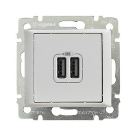 Розетка Legrand Valena 694370 скрытая установка белая два модуля USB