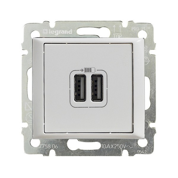 Розетка Legrand Valena 694370 скрытая установка белая два модуля USB