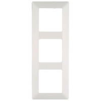 Рамка Legrand Valena LIFE 754003 трехместная универсальная белая